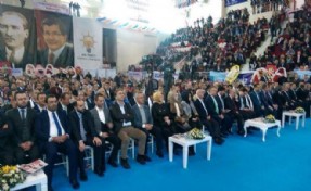 İSTANBUL AK PARTİ'DE KONGRE COŞKUSU ÇEKMEKÖY VE ÜMRANİYE İLE DEVAM ETTİ