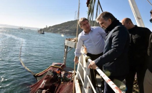 Eski Cumhurbaşkanı Abdullah Gül, Sarıyer'de Balığa Çıktı