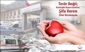 SAĞLIK ÇALIŞANLARI TERÖRÜ PROTESTO ETTİ