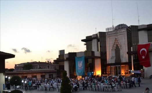 Üsküdar Ülkü Ocakları´ndan Açık Hava İftarı