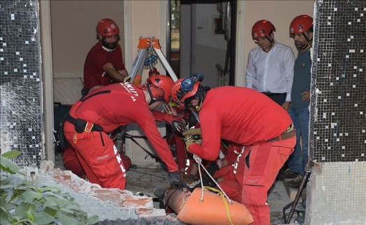 BEŞİKTAŞ´TA 17 AĞUSTOS DEPREMİ YENİDEN CANLANDIRILDI