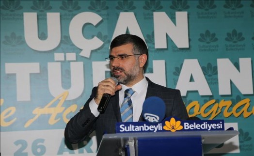 Uçan Kütüphane Sultanbeyli´ye Kondu