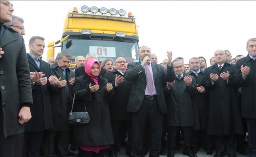 İSTANBUL´DAN TERÖRE KARŞI 'DOSTLUK ELİ YARDIM SELİ!