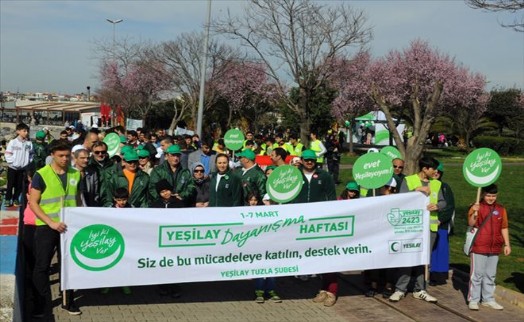 Tuzla Halkı, Yeşilay Dayanışma Haftası´na Tam Destek Verdi