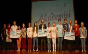 Tuzla Belediyesi Değerler Akademisi´nde Final Heyecanı