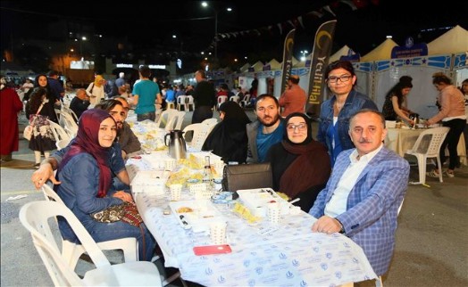 Bağcılar Ailesi Sahur Sofrasında Buluştu