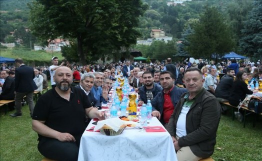 500 Yıllık Tekkede Evlad-ı Fatihan´la İftar Yaptılar