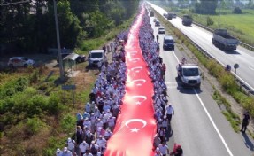 1001 METRE BOYUNDA TÜRK BAYRAĞI AÇILDI