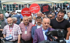 Başkan Çağırıcı, FETÖ Duruşmasında Mağdur Ailelere Destek Verdi