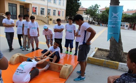 TÜGVA´NIN DÜZENLEDİĞİ YAZ OKULU VE DOĞA KAMPI PROGRAMLARI BAŞLADI