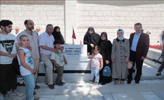 Gaziosmanpaşalı 15 Temmuz Şehidi Kabri Başında Anıldı