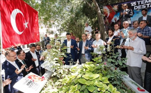 KÜÇÜKÇEKMECE´DE 15 TEMMUZ ETKİNLİKLERİ BAŞLADI