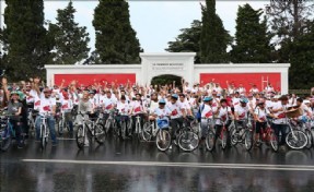 Eyüplü Vatandaşlar ?15 Temmuz Şehitleri? İçin Pedal Çevirdi