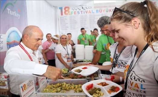 64 Ülkenin Sanat Elçisine Türk Mutfak Kültürü Tanıtıldı