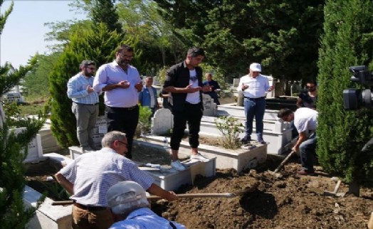 Başkan Akgün, THM Sanatçısı Neslinay Çınar´ın acısını paylaştı