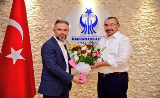 Başkan İsmail Erdem´den Kahramankazan´a Anlamlı Ziyaret