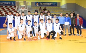 KÜÇÜKÇEKMECE´DE BASKETBOL TURNUVASI BAŞLADI