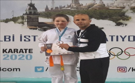 İstanbul İller Arası Karate Şampiyonasında Gaziosmanpaşa Rüzgârı Esti