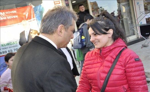 SİPAHİ´YE VATANDAŞLARDAN YOĞUN İLGİ