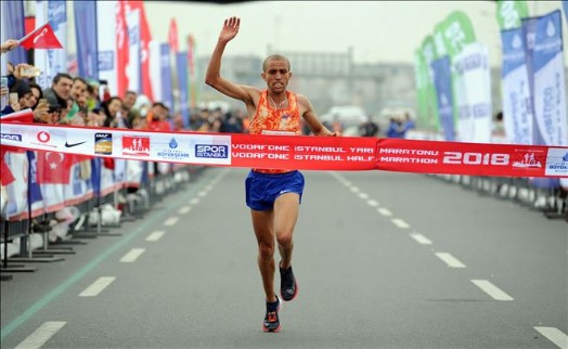 VODAFONE 14. İSTANBUL YARI MARATONU İÇİN GERİ SAYIM BAŞLADI