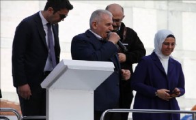 YILDIRIM: ??İSTANBUL´U PARMAKLA GÖSTERİLEN BİR ŞEHİR YAPACAĞIZ´´