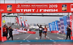 VODAFONE 14. İSTANBUL YARI MARATONU´NDA PARKUR REKORU KIRILDI