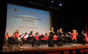 KARTAL´DA MARMARA FLÜT ORKESTRASI KULAKLARIN PASINI SİLDİ