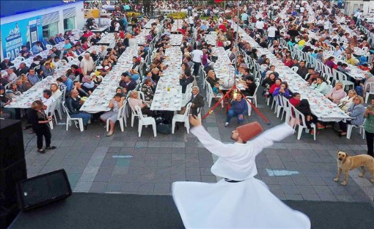 RAMAZAN AYI TÜM BEREKETİYLE SARIYER´DE YAŞANACAK