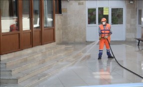 AVCILAR´DA İBADETHANE TEMİZLİĞİ