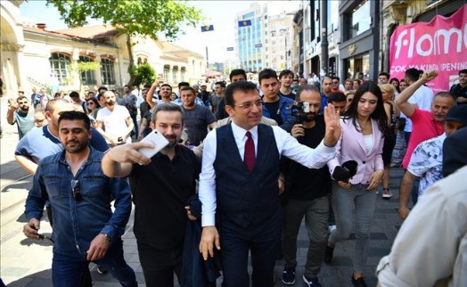 İSTİKLAL CADDESİ´NDE İMAMOĞLU İZDİHAMI