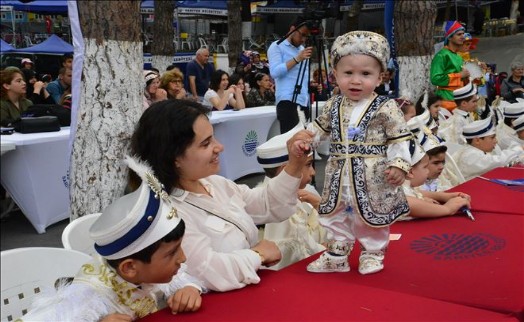 ÇOCUKLARIN SÜNNETİ SARIYER BELEDİYESİ´NDEN