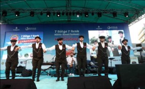 BAĞCILAR´DA 7 BÖLGE 7 RENK FESTİVALİ, KARADENİZLİLER GECESİYLE BAŞLADI