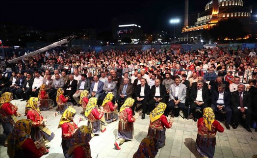 KASTAMONU VE ZONGULDAKLILAR 7 BÖLGE 7 RENK FESTİVALİ´NDE COŞTU