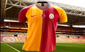 İŞTE GALATASARAY´IN YENİ İÇ SAHA FORMASI