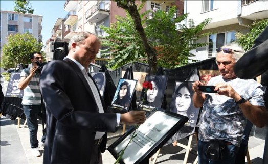 HANÇERLİ: 'SİVAS KATLİAMI TEK KELİMEYLE VAHŞET'