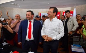 İMAMOĞLU, AKÇAKOCA´NIN MHP´Lİ BELEDİYE BAŞKANI YANMAZ´I TEBRİK ETTİ