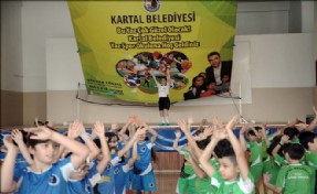 KARTALLI MİNİK SPORCULAR MADALYALARINI ALDI