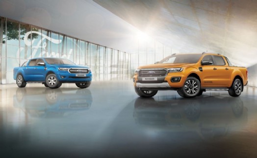 YENİ FORD RANGER VE RANGER RAPTOR, STANDARTLARA MEYDAN OKUYOR