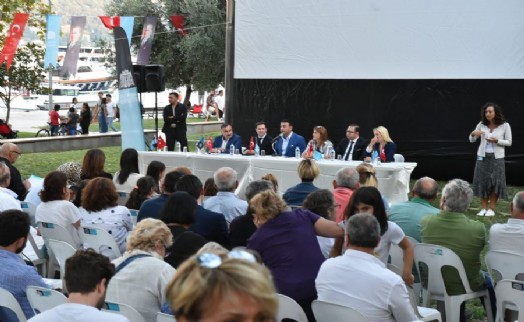 BAŞKAN AKPOLAT ‘AÇIK MİKROFON’DA HALKI DİNLEDİ