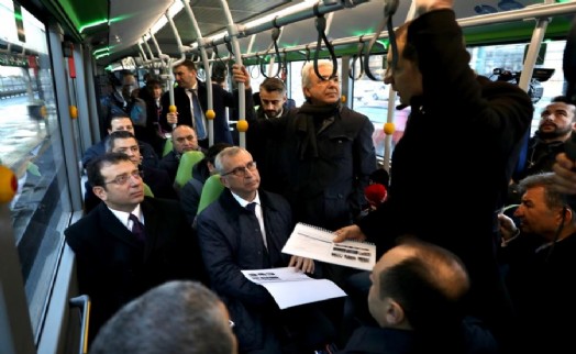 İKİNCİ KEZ METROBÜS ARACI TEST EDEN İMAMOĞLU: “ASIL ÇÖZÜM METRO”