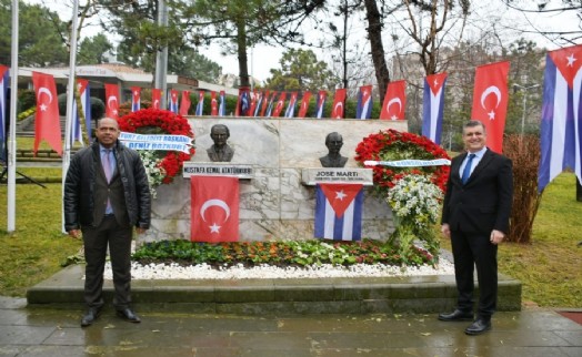 KÜBA’NIN ULUSAL KAHRAMANI JOSE MARTİ ESENYURT’TA ANILDI