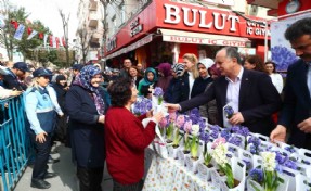 KADINLAR GÜNÜ'NDE BAĞCILAR SÜMBÜL KOKTU