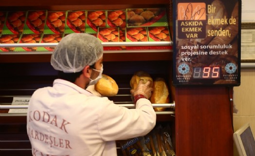 BAĞCILAR’DA ‘ASKIDA EKMEK’E YOĞUN İLGİ