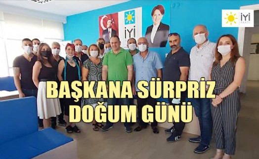 İYİ PARTİ MALTEPE İLÇE BAŞKANI YAĞIZ BAYRAKTAR'IN YAŞ GÜNÜ KUTLANDI