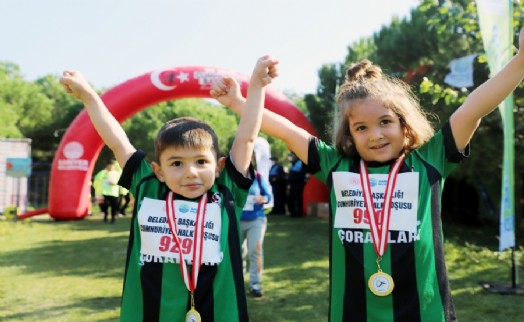 Sarıyer’de 'Cumhuriyet Halk Koşusu' nefes kesti