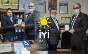 İYİ PARTİ TUZLA MUHTARLAR İLE BULUŞTU