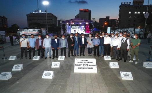 Srebrenitsa şehitleri Bağcılar’da anıldı