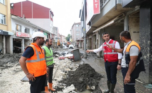 Başkan Yüksel afetzede vatandaşlarla bir araya geldi