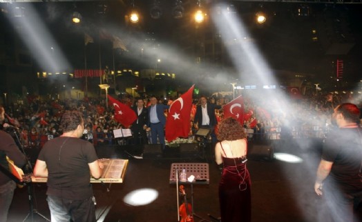 Özgürlük Destanı Sarıyer’de büyük bir coşkuyla kutlandı