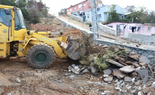 Sarıyer’de alt ve üst yapı çalışmaları dört bir koldan sürüyor